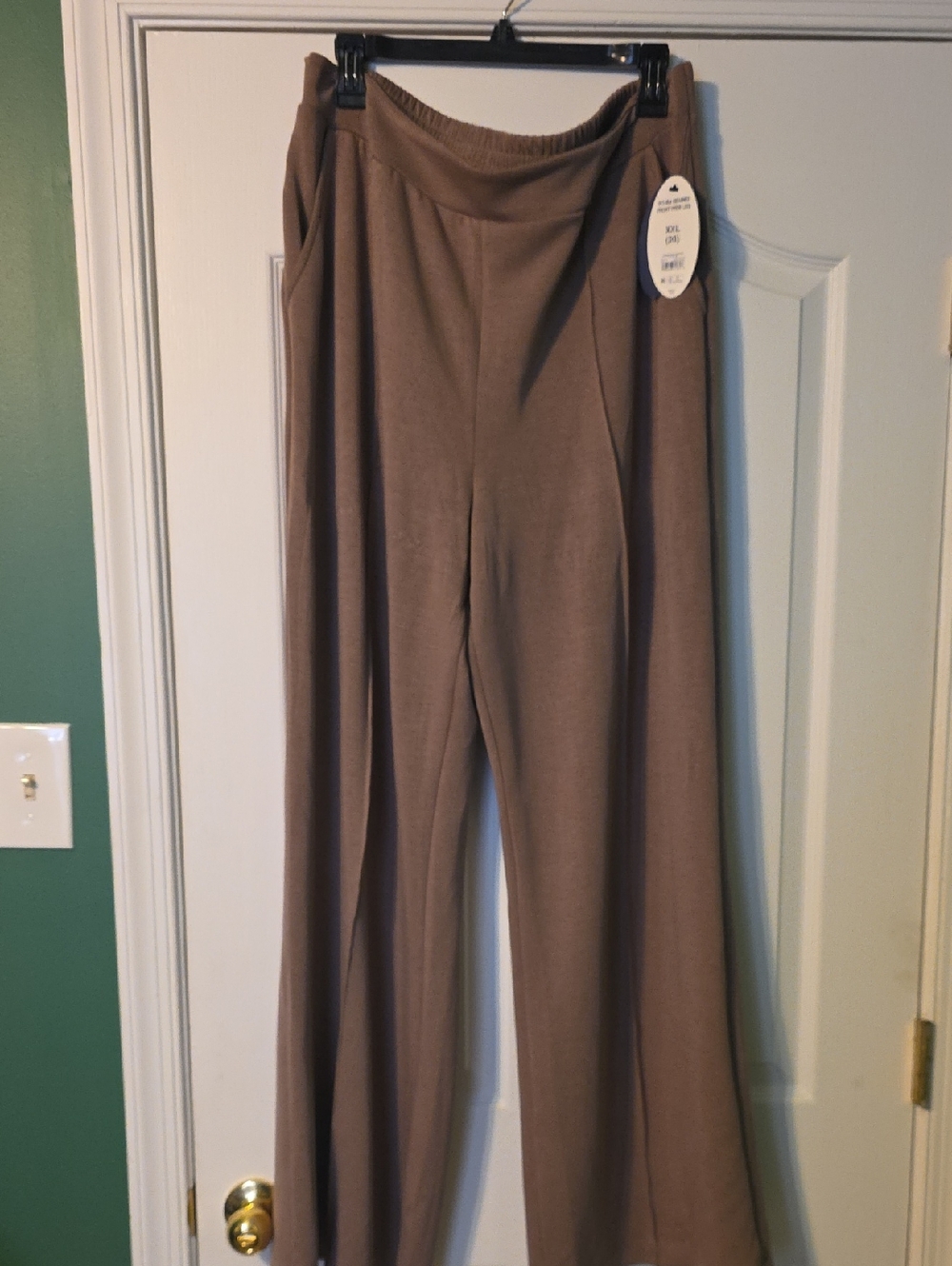 Wide-Leg Knit Pants — Brown